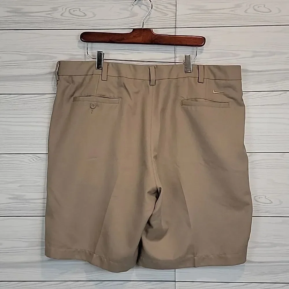 Nike Golf Men's Flat Front Shorts - Tan Size 40